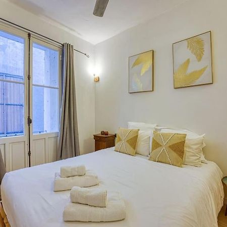 New - 1 Bed Apt Central Antibes Extérieur photo